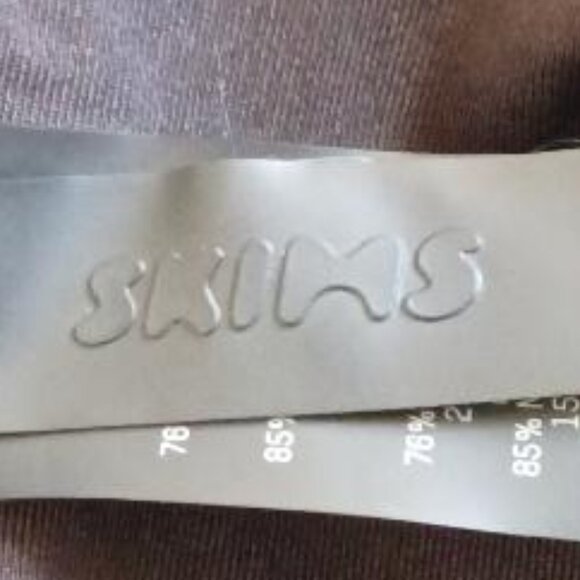 LIKE NEW! SKIMS Recycled Signature Swim Tank Bikini Top Size Large - Picture 6 of 9